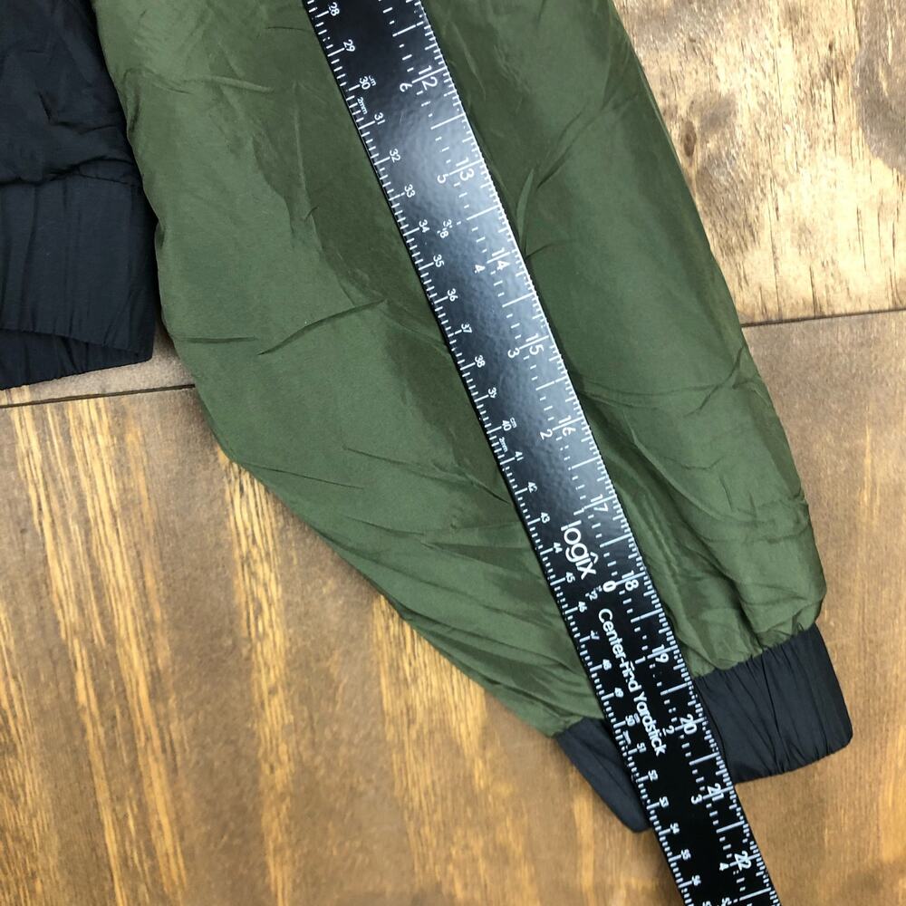 Hollister Womens Jacket Green Black Cropped Collared Bomber Windbreaker Small - Picture 9 of 12